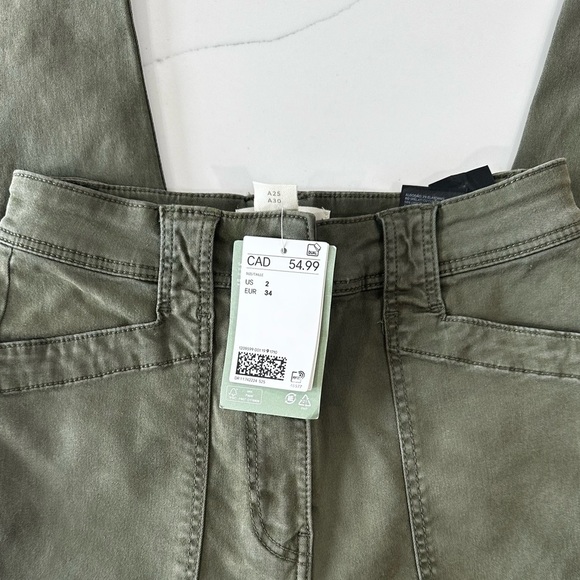 NWT: H & M skinny cargo pants | sz: 2 - Picture 4 of 10